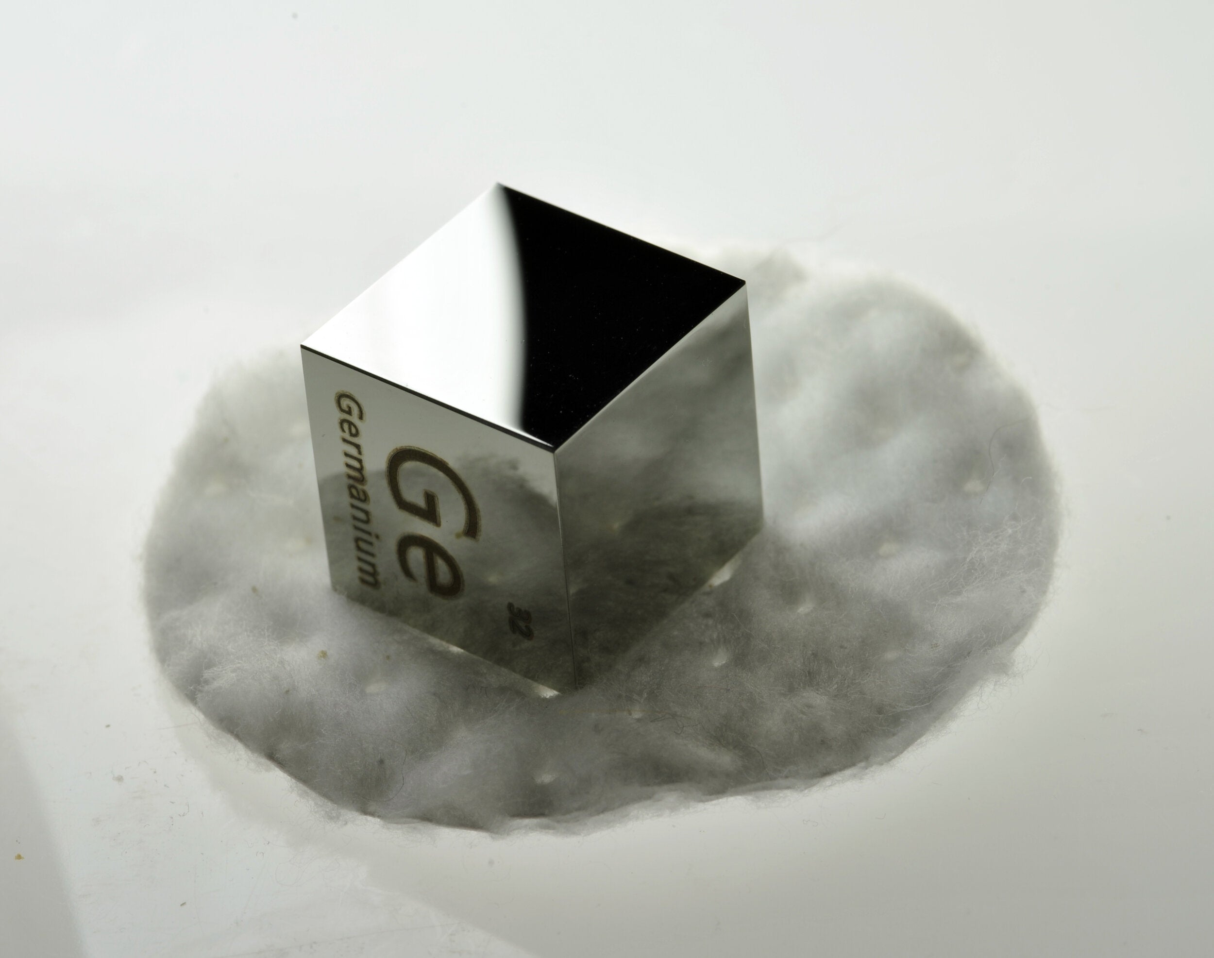 Germanium Mirror Cube 99.999%