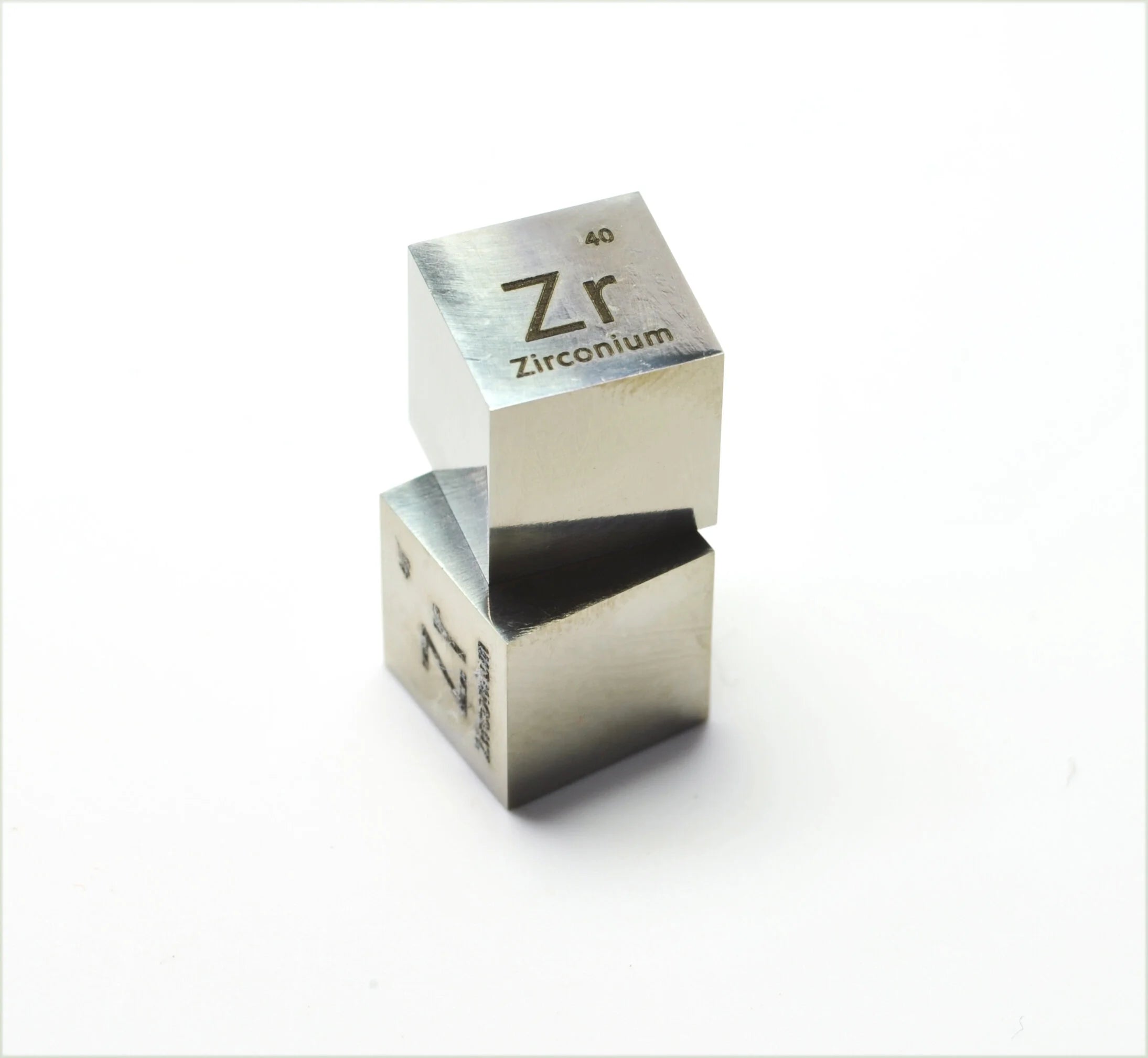 Zirconium Mirror Cube